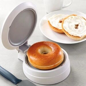 Pampered Chef Close & Cut